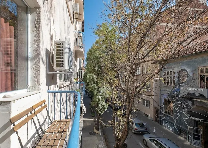 Beautiful Bright And Spacious דירה סופיה