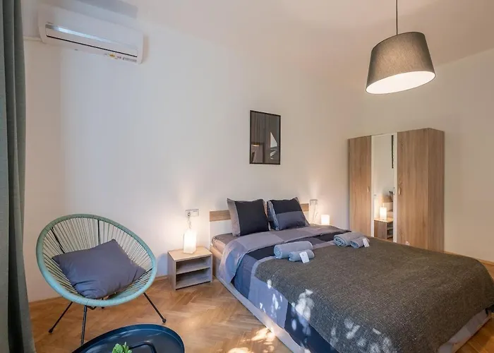 Beautiful Bright And Spacious アパート *