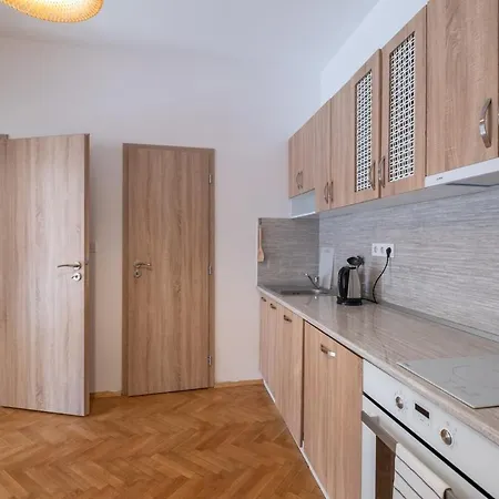 Beautiful Bright And Spacious Appartement Sofia