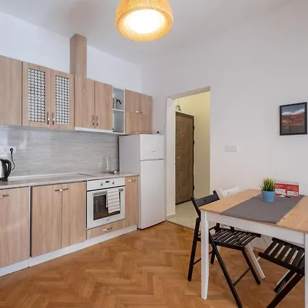 Beautiful Bright And Spacious Appartement