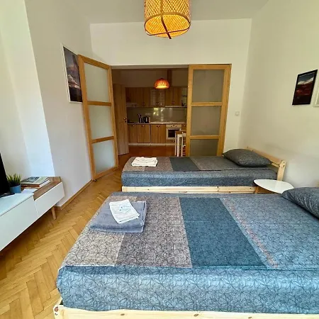 Appartement Beautiful Bright And Spacious Sofia