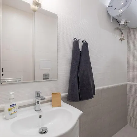 Beautiful Bright And Spacious